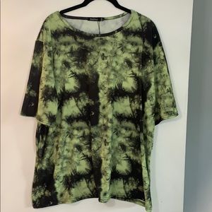Boohoo Plus Size Tie Dye Oversized T-Shirt